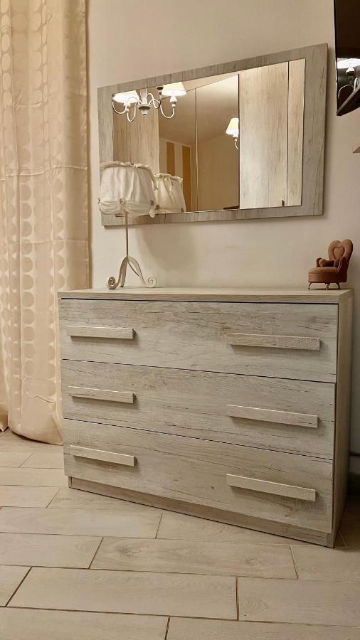 La Casetta Di Maria Apartment Santa Flavia Bagian luar foto